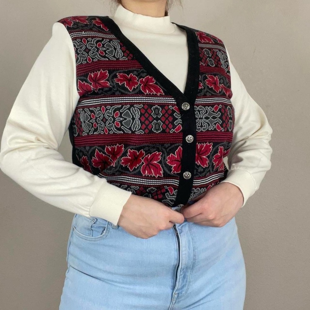 VINTAGE SWEATER WITH VEST